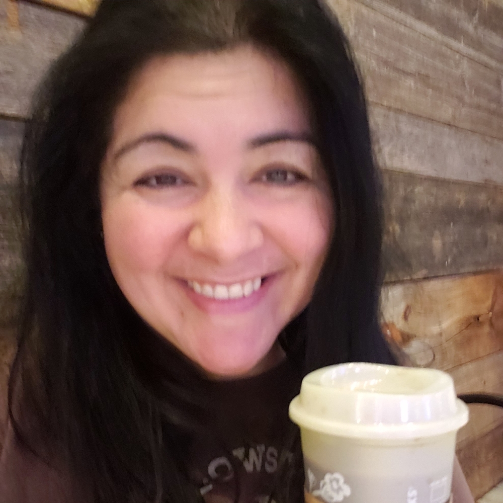 Meet your Posher, Roxanne